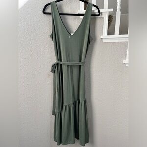 NWT Banana Republic dress slide slit, size M Midi sleeveless